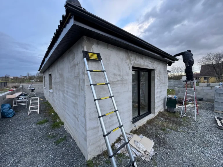 Gouttière et sous face en aluminium noir